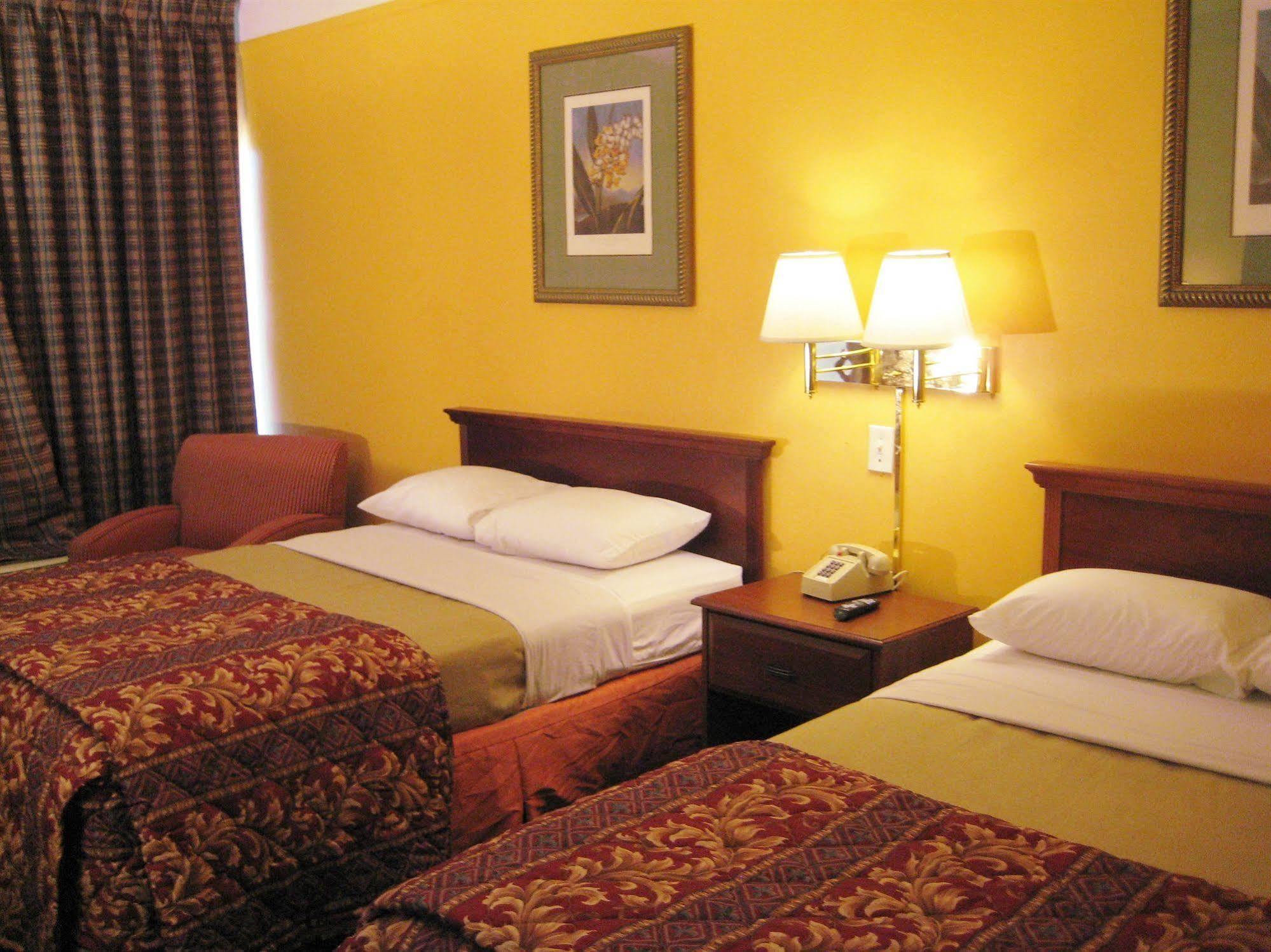 Charlotte Express Inn Εξωτερικό φωτογραφία